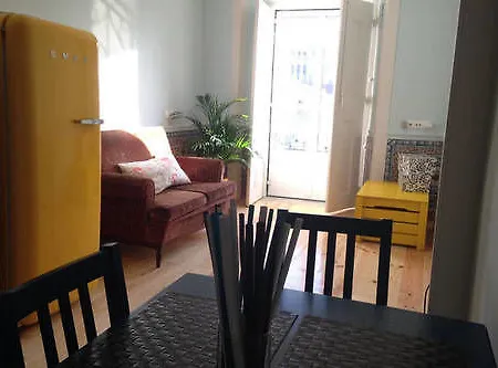 Charming In The Heart Of Lissabon