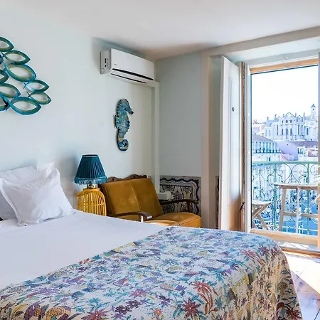 Apartament Charming In The Heart Of Lizbona
