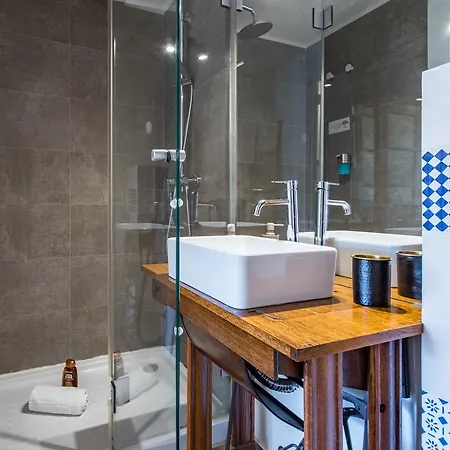 Charming In The Heart Of Apartment Lissabon