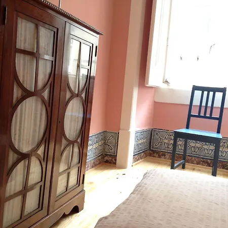 Apartment Charming In The Heart Of Lissabon